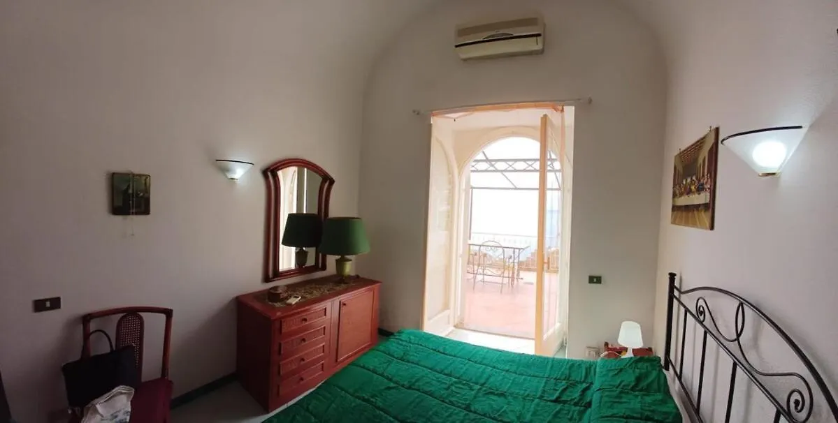 The Caravel Amalfi Apartment 0*,